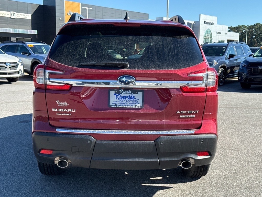 2025 Subaru Ascent Limited photo 3