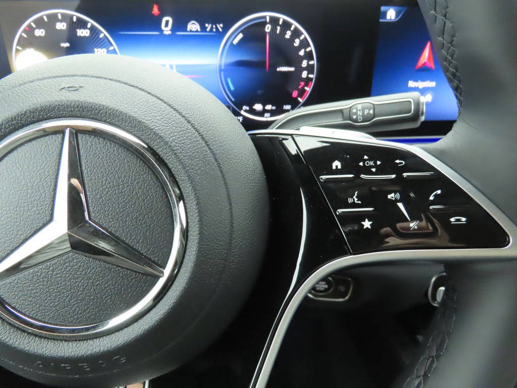 2026 Mercedes Benz GLE 450e 4MATIC photo 11