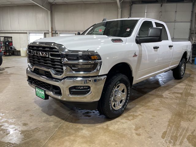2025 Ram 2500 Tradesman photo 2