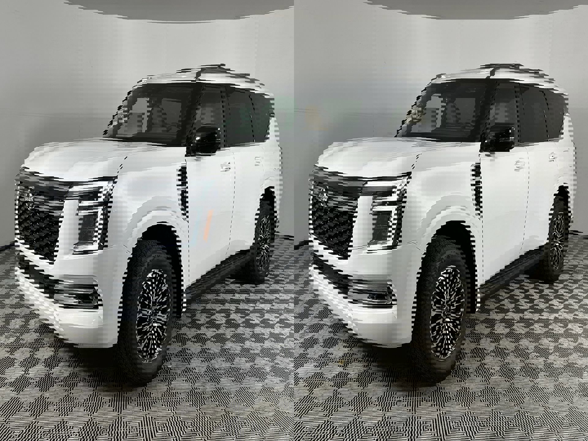 2025 Nissan Armada SL photo 4
