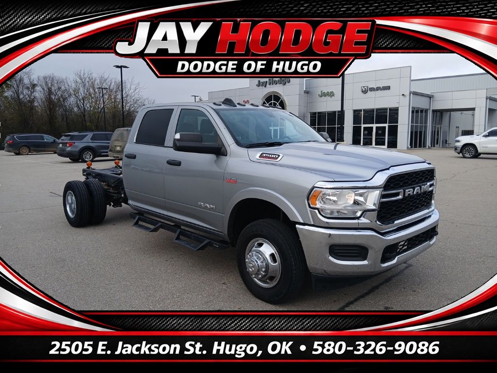 2022 RAM Ram 3500 Chassis Cab Tradesman