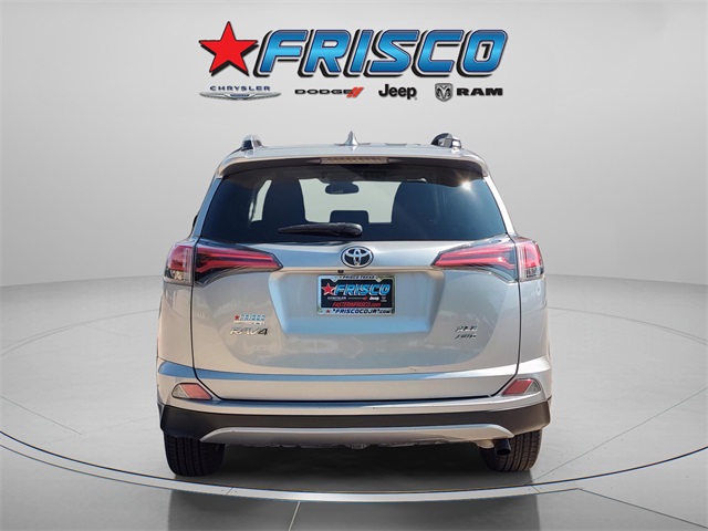 2018 Toyota RAV4 XLE photo 6
