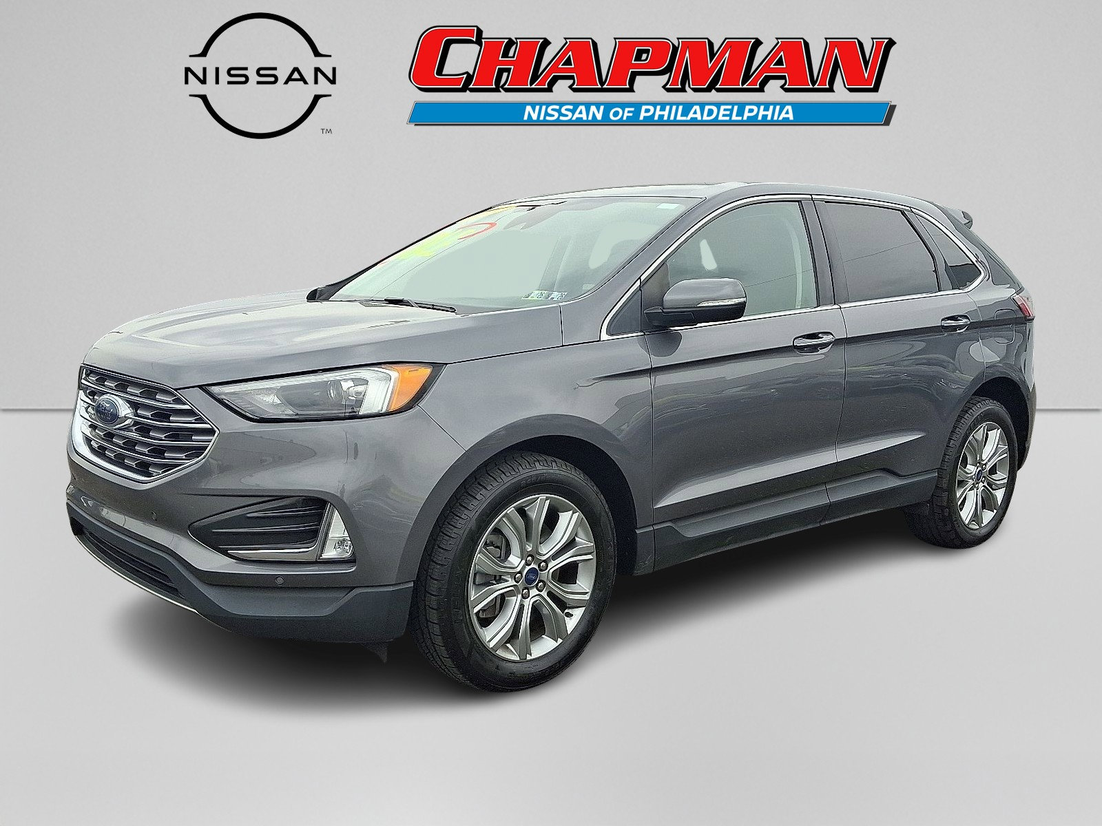 2022 Ford Edge Titanium photo 3