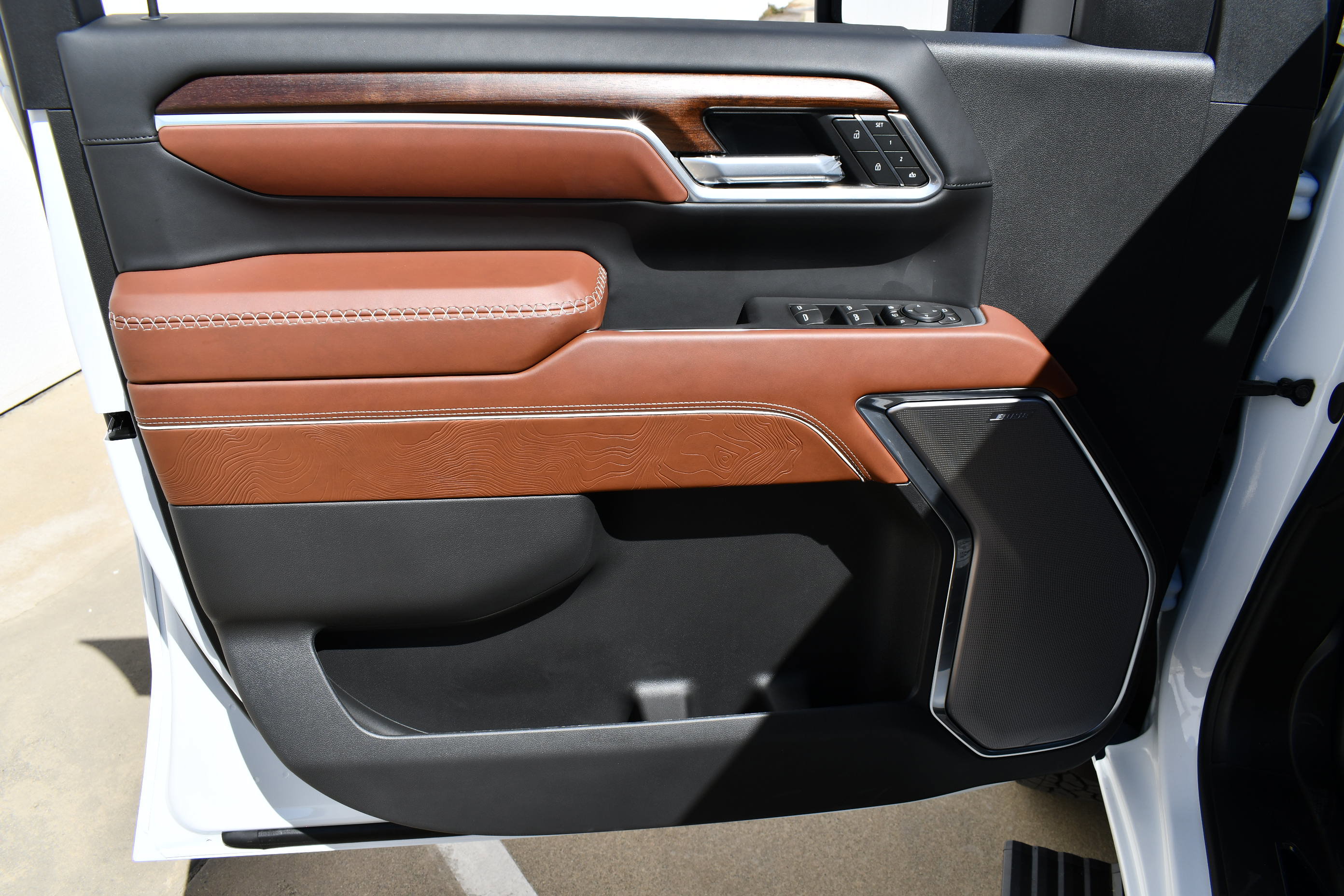 2025 Gmc Sierra 2500 HD Denali Ultimate photo 12