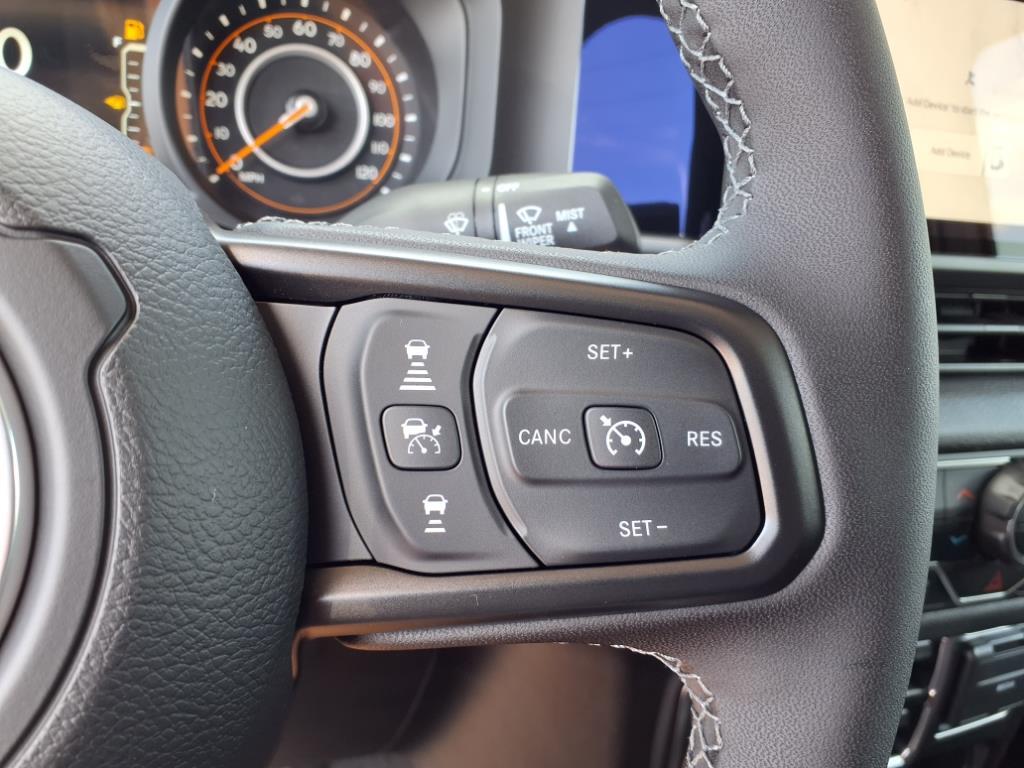 2025 Jeep Gladiator Sport S photo 13