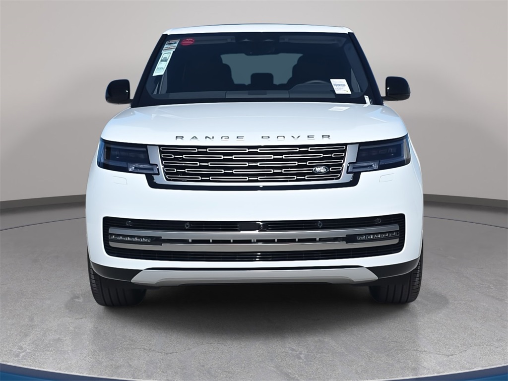 2025 Land Rover Range Rover SE photo 2