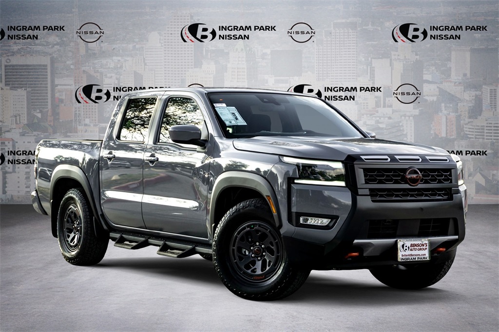 2026 Nissan Frontier PRO-X's photo