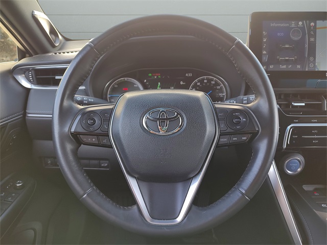 2022 Toyota Venza XLE photo 28