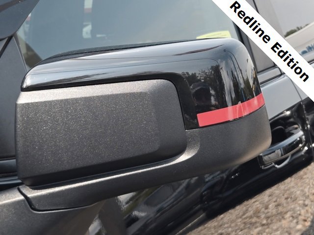 2022 Chevrolet Silverado RST photo 6