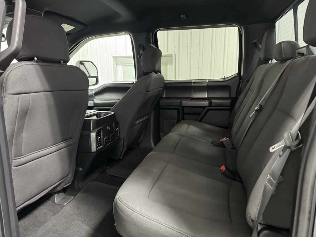2019 Ford F-150 XLT photo 18