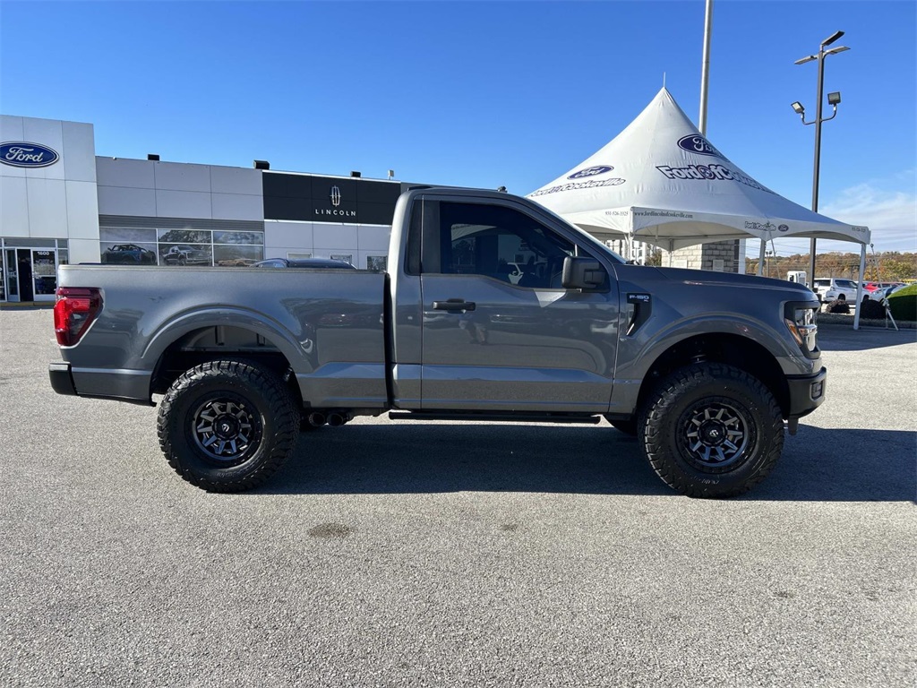 2024 Ford F-150 XL photo 3