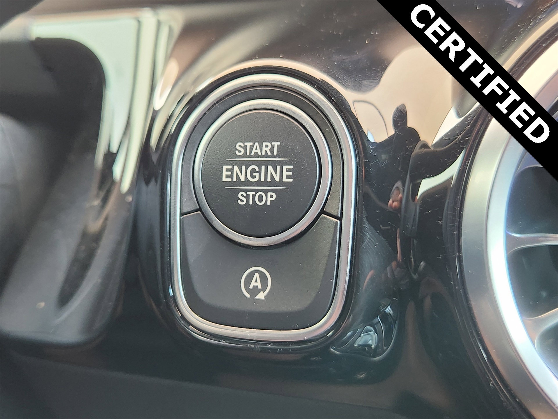 2025 Mercedes Benz GLA 250 photo 15
