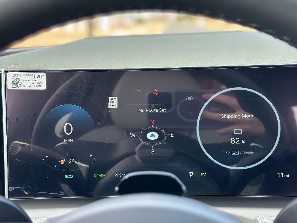 2025 Hyundai Tucson Hybrid Limited photo 12