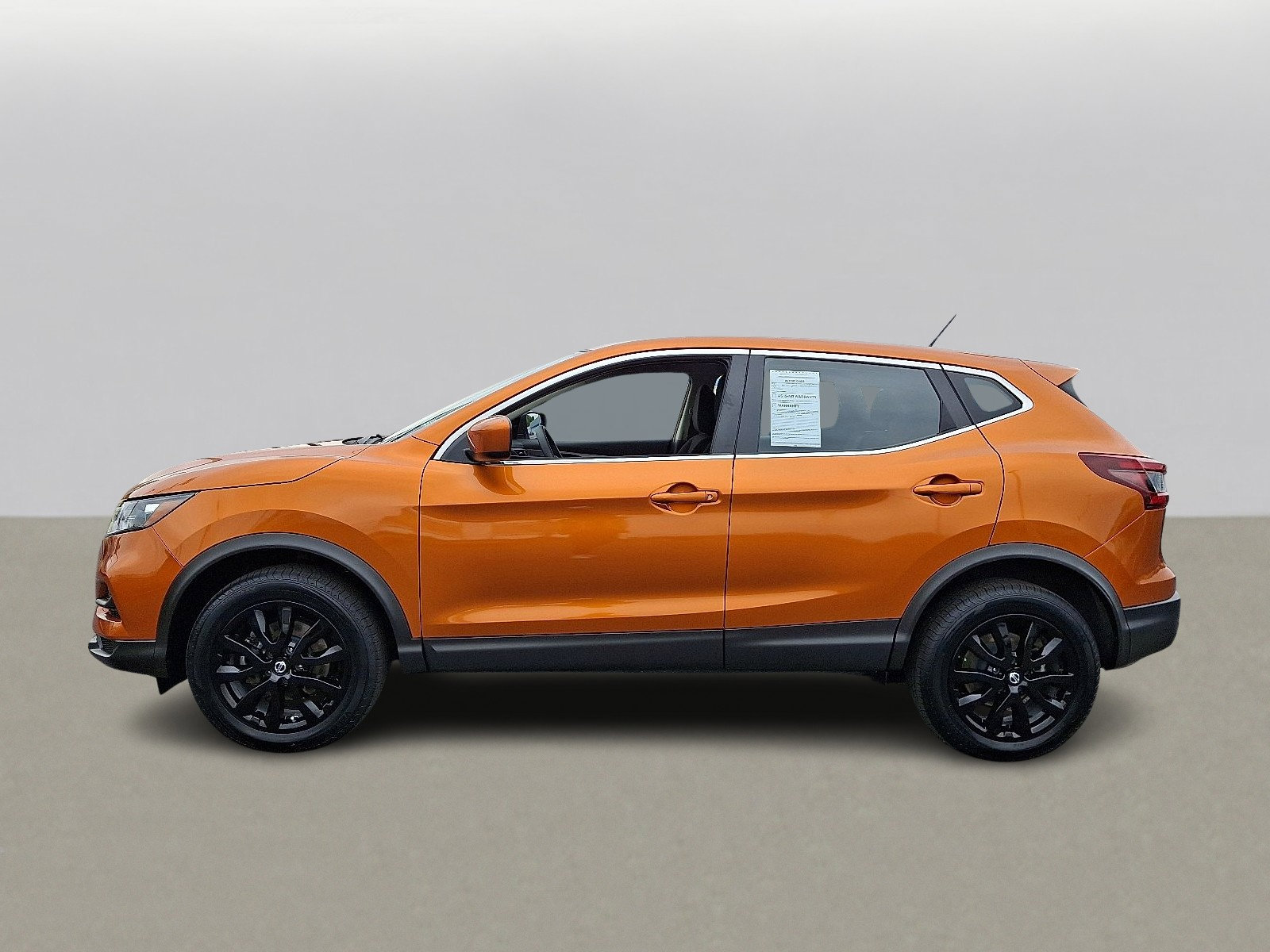 2022 Nissan Rogue Sport S photo 5
