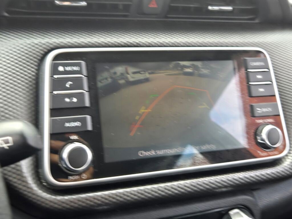 2020 Nissan Kicks SV photo 21