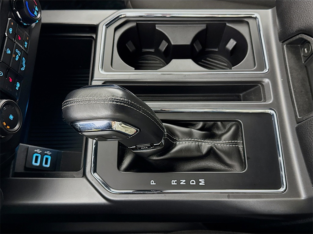 2018 Ford F-150 XLT photo 32