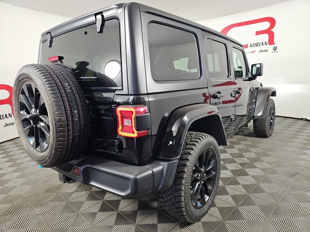 2023 Jeep Wrangler Sahara 4xe photo 7