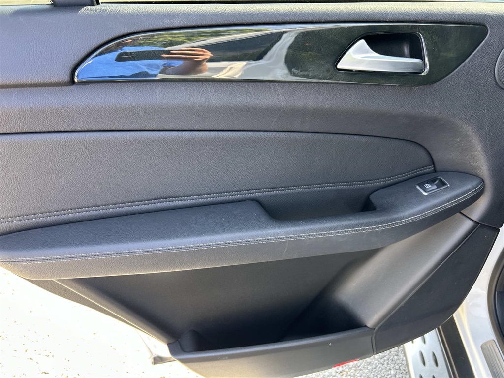 2019 Mercedes Benz GLS 450 4MATIC photo 22