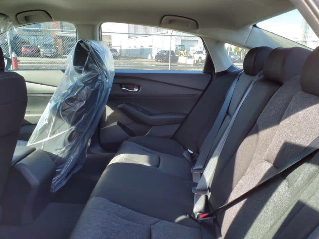 2025 Honda Accord LX photo 5