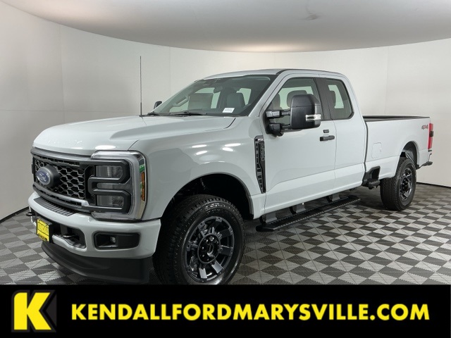 2026 Ford F-350 Super Duty XL's photo