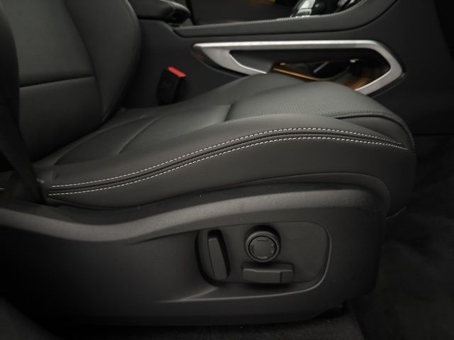 2025 Jaguar F-PACE P250 R-Dynamic S photo 26