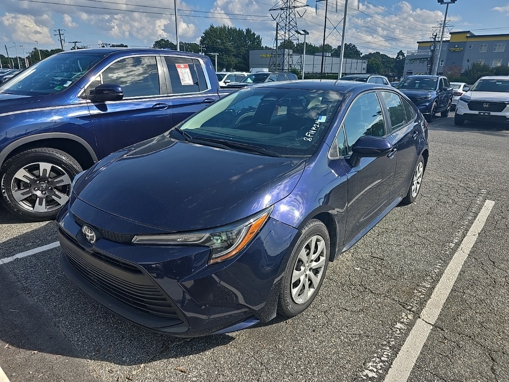 2024 Toyota Corolla LE photo 2