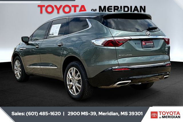 2023 Buick Enclave Premium photo 2