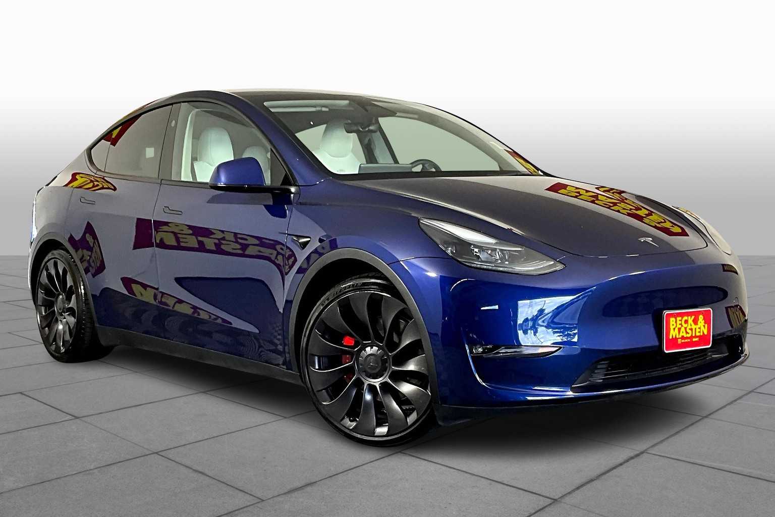 2023 Tesla Model Y Performance photo 2