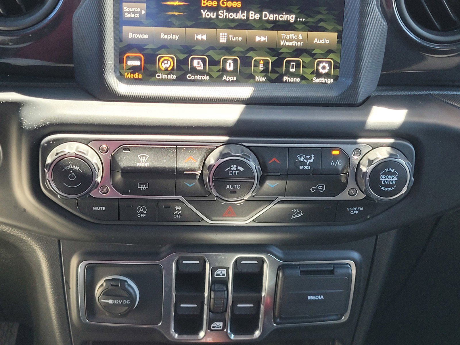 2021 Jeep Wrangler Unlimited Sport Altitude photo 18