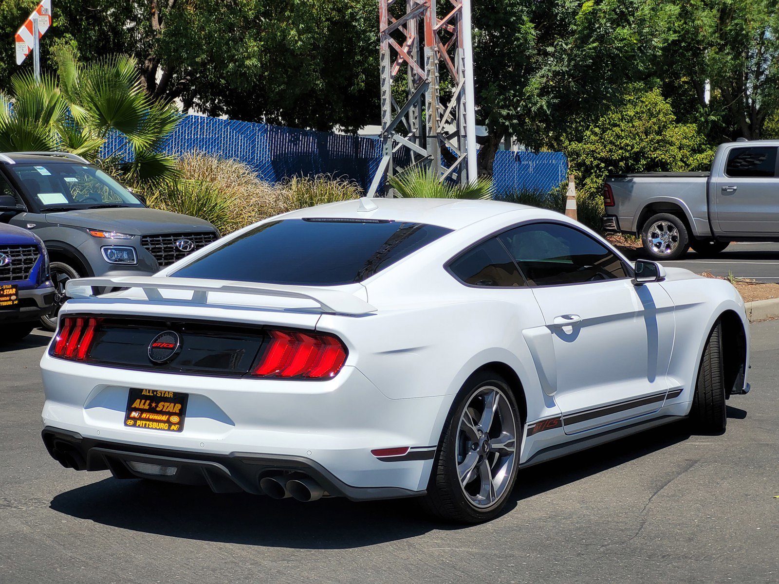2023 Ford Mustang GT Premium photo 4