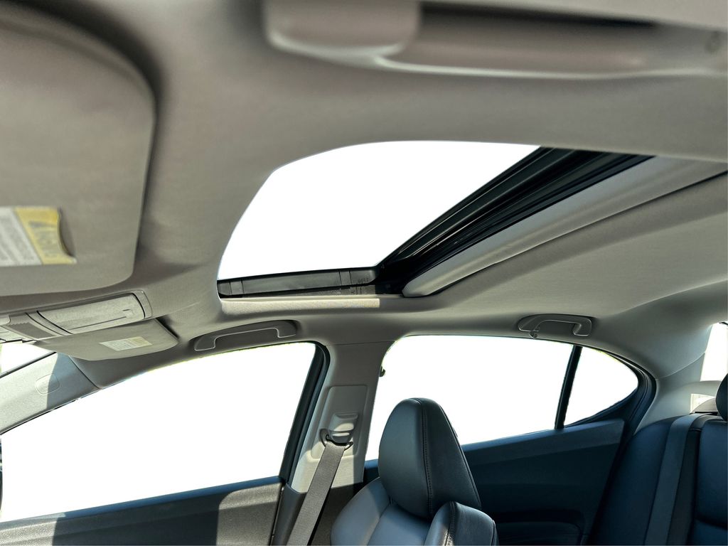 2017 Acura TLX 2.4L photo 19