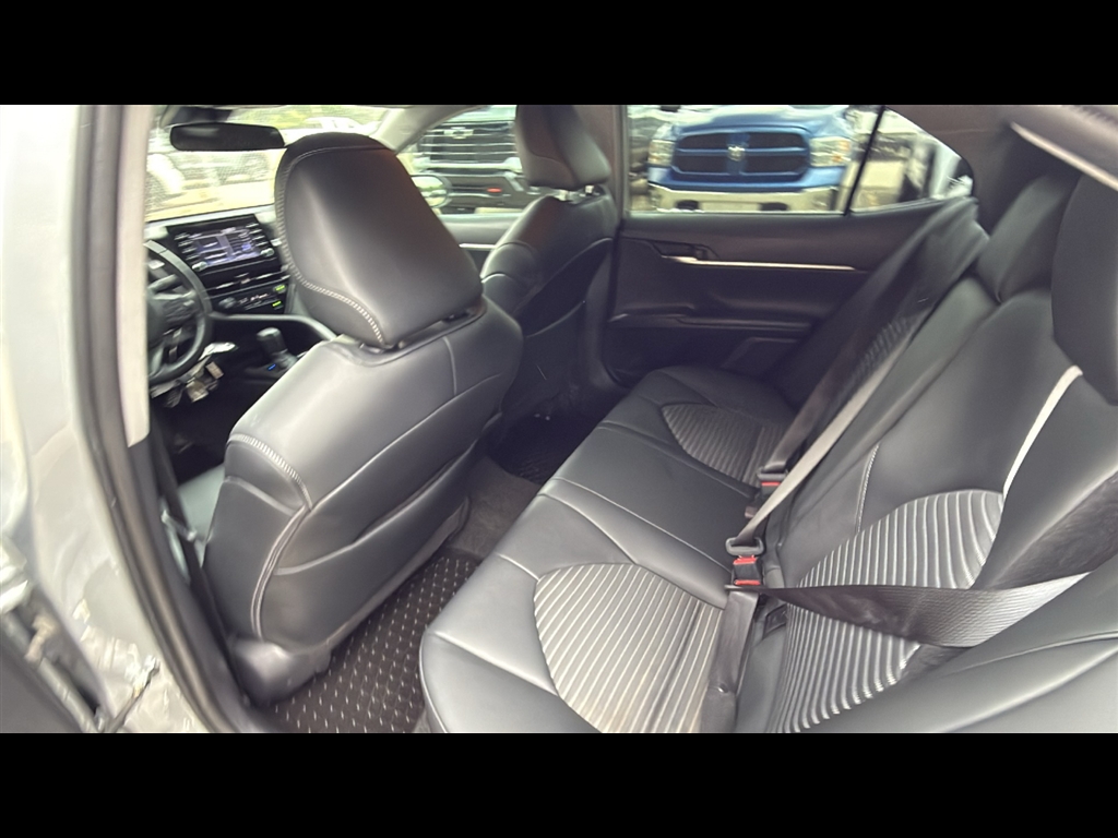 2023 Toyota Camry SE photo 17