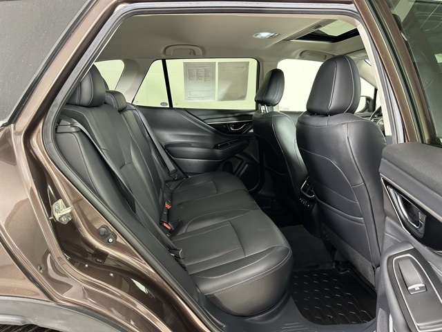 2021 Subaru Outback Limited photo 8