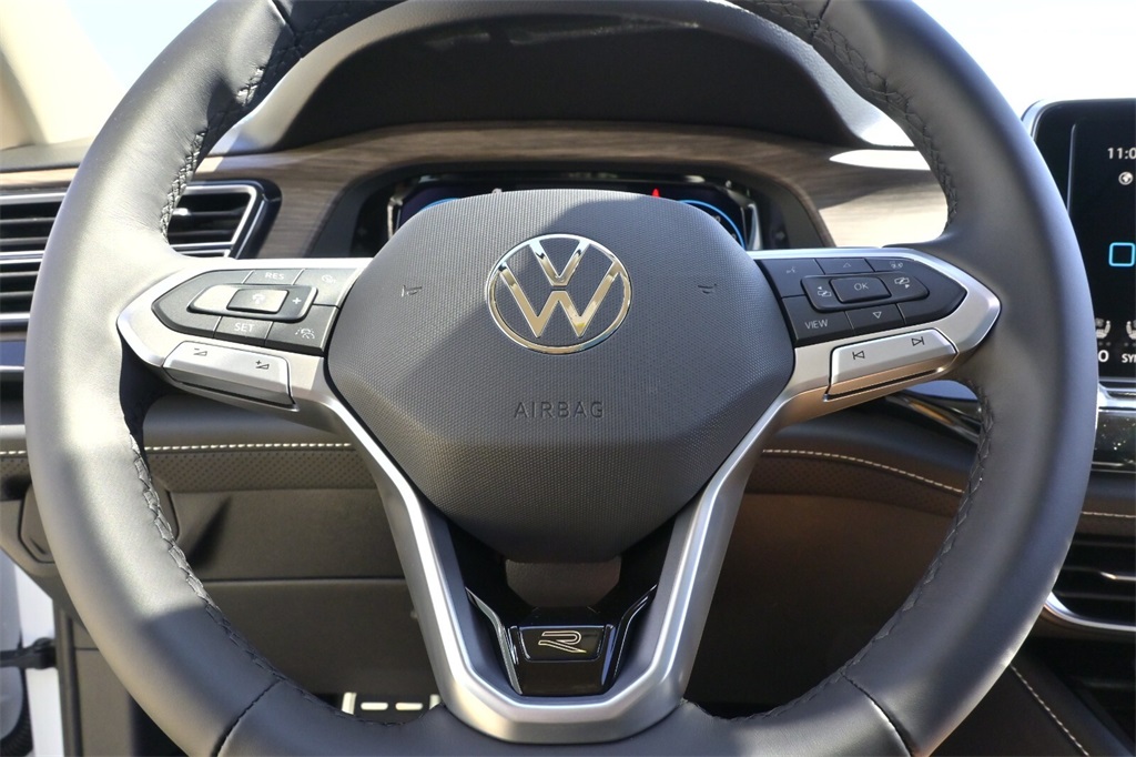 2026 Volkswagen Atlas SEL Premium R-Line photo 19