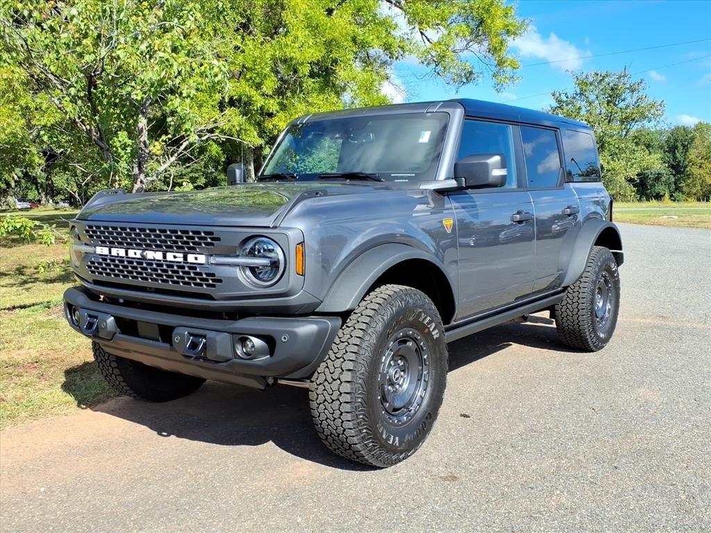 2025 Ford Bronco 4-Door Badlands's photo