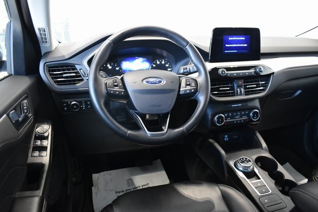 2022 Ford Escape Hybrid SEL photo 14