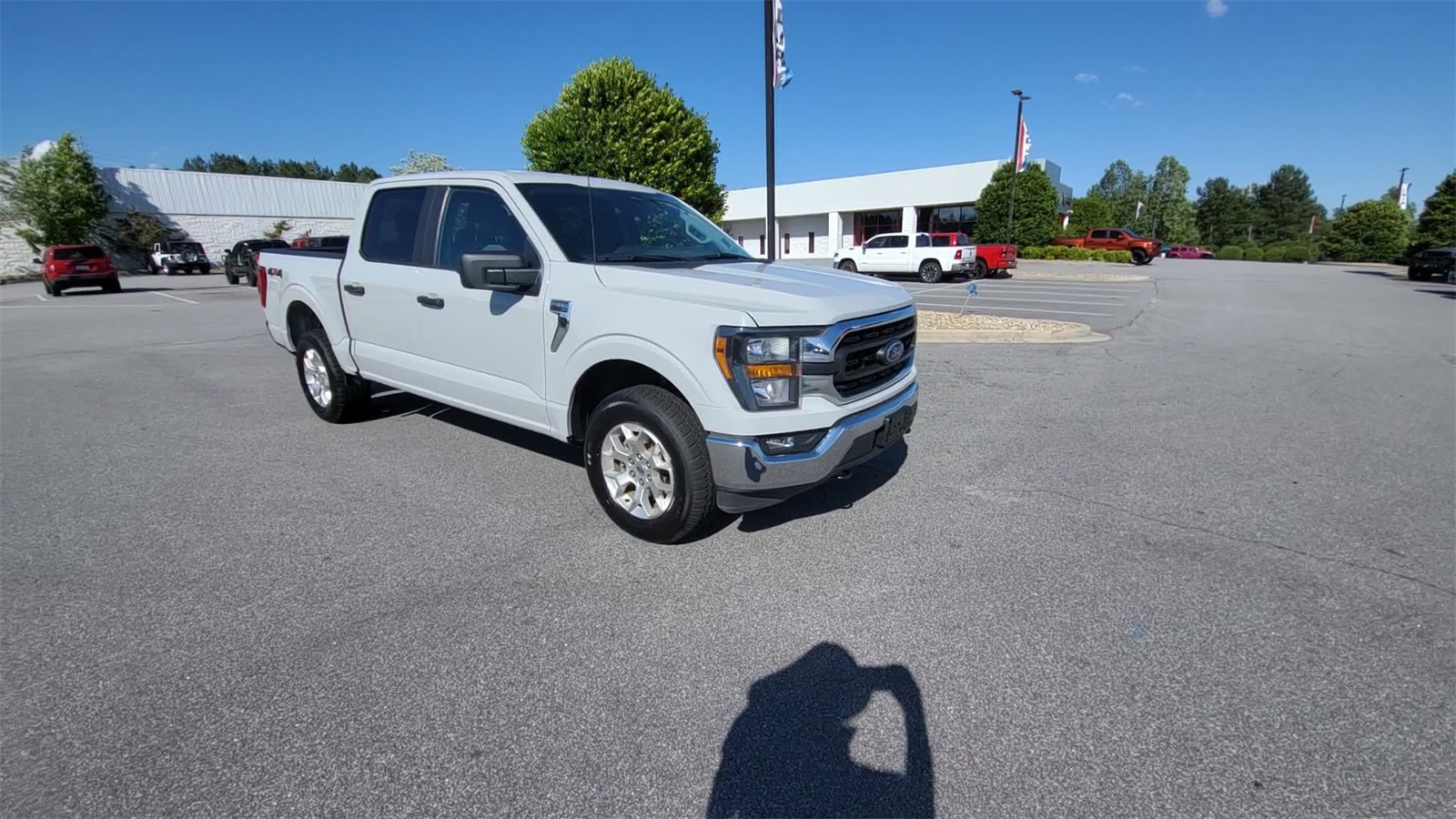 2023 Ford F-150 XLT photo 4