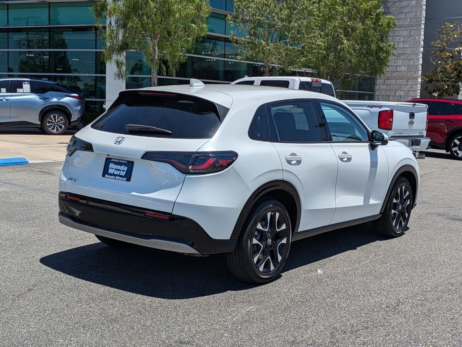 2026 Honda HR-V EX-L photo 4