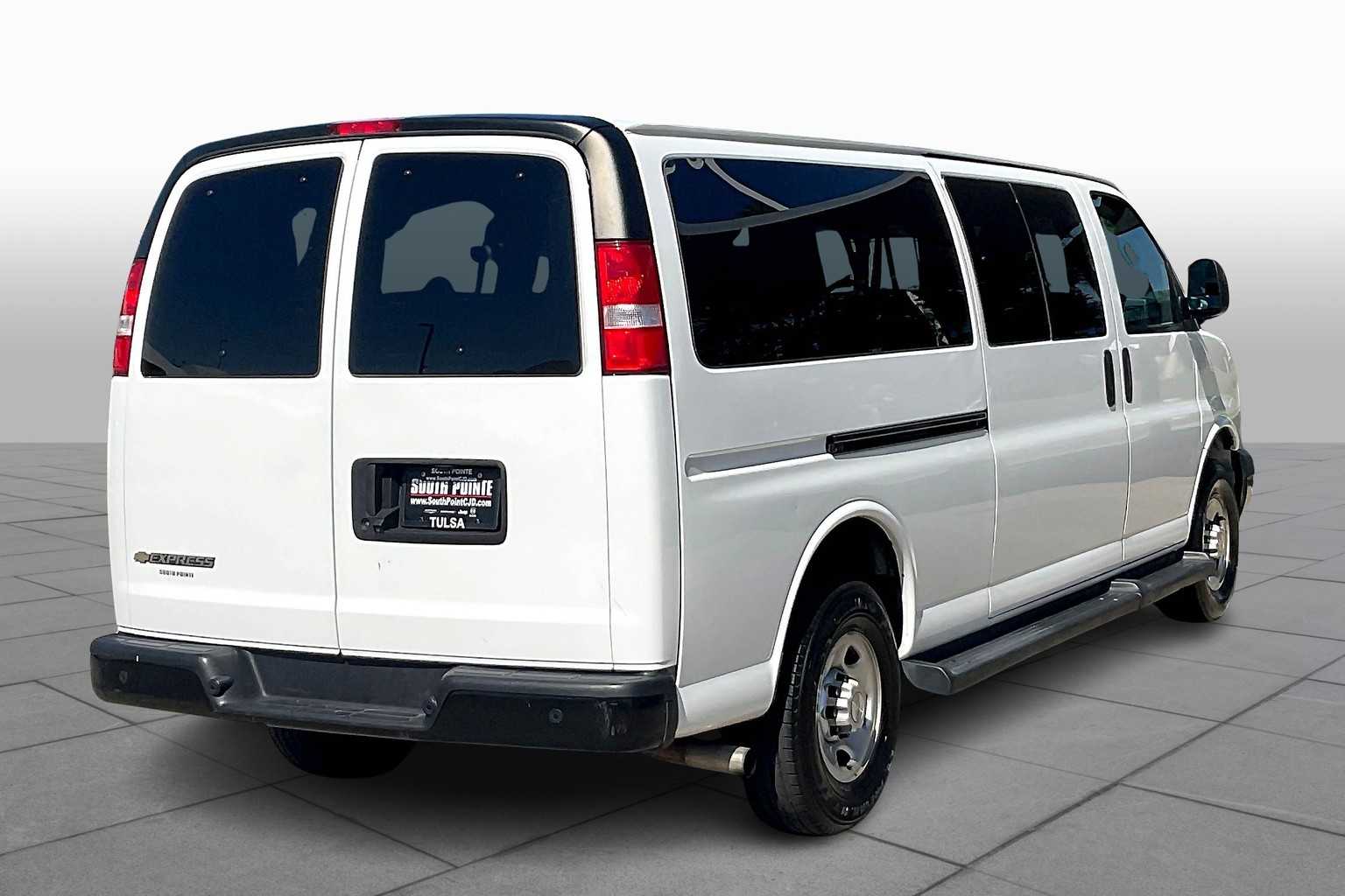2023 Chevrolet Express LS photo 11