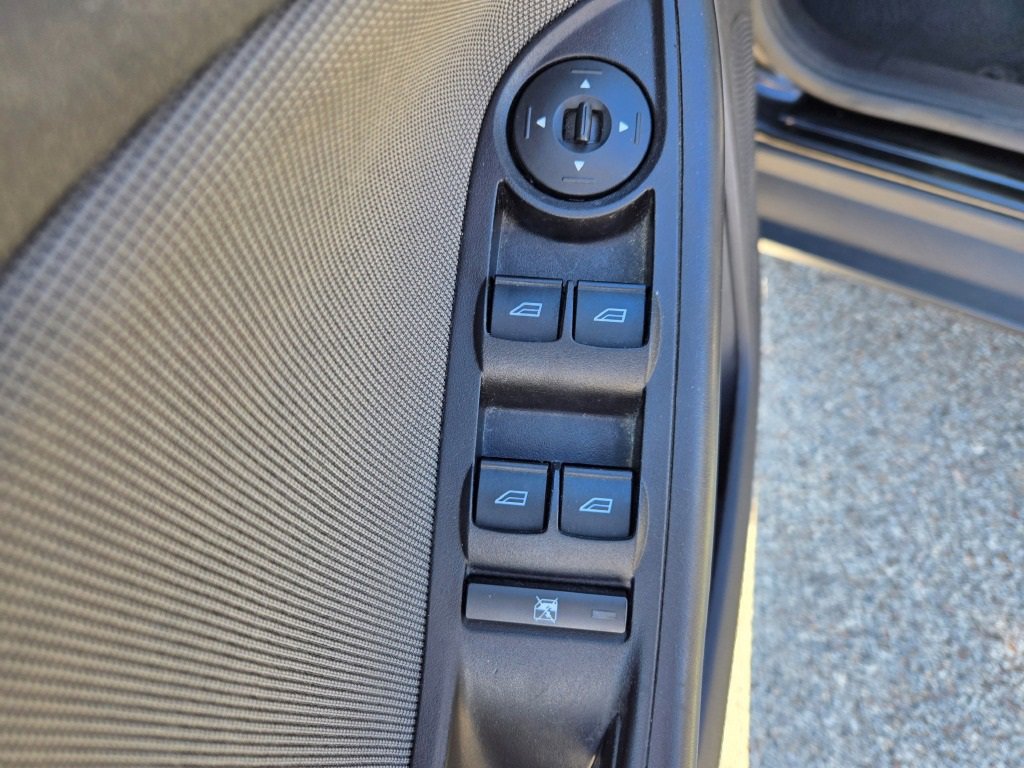 2012 Ford Focus SE photo 19