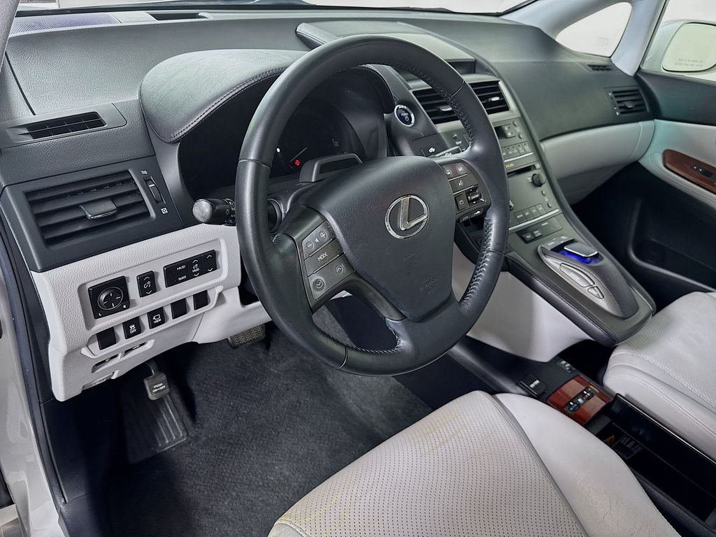 2010 Lexus HS 250h photo 9