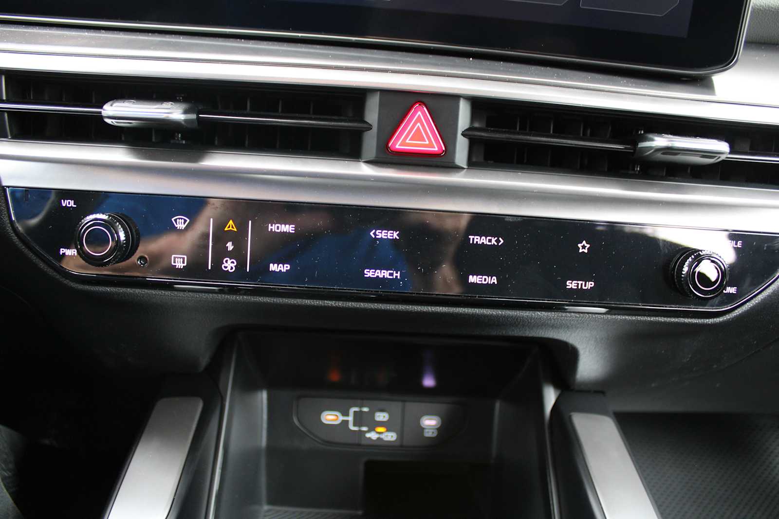 2026 Kia Sorento LX photo 34