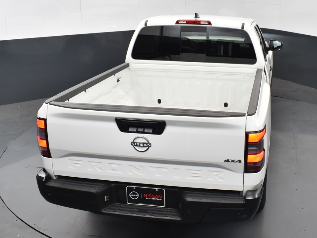 2026 Nissan Frontier S photo 42
