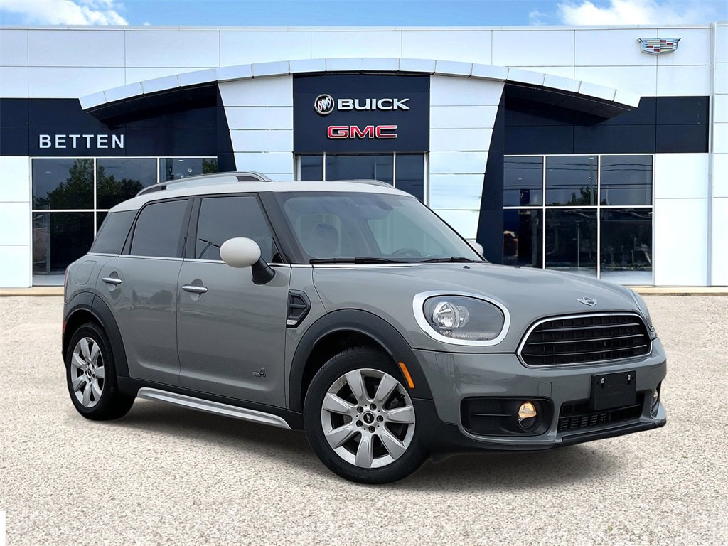 2018 MINI Countryman Base's photo