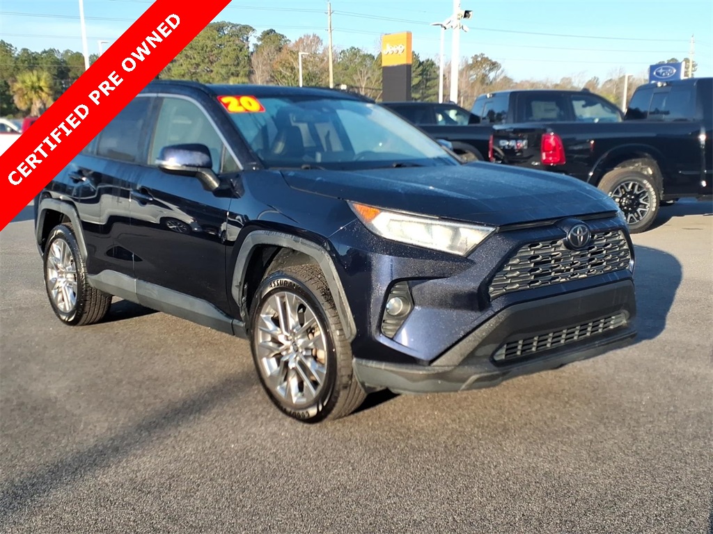 2020 Toyota RAV4 XLE Premium's photo