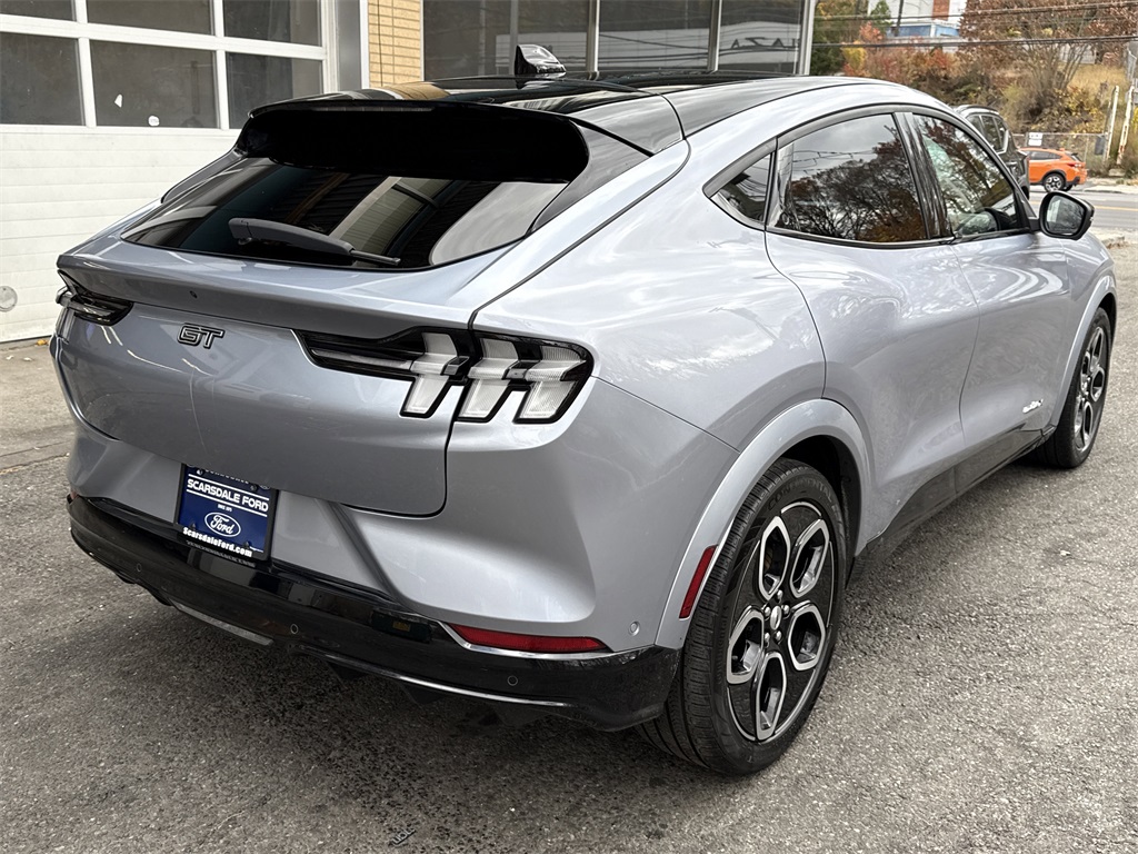 2022 Ford Mustang Mach-E GT photo 4