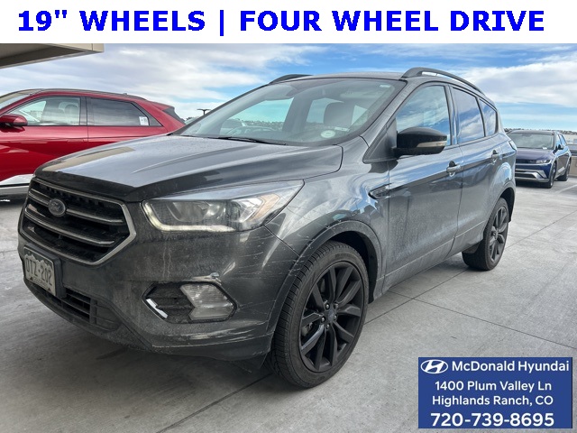 2017 Ford Escape Titanium's photo