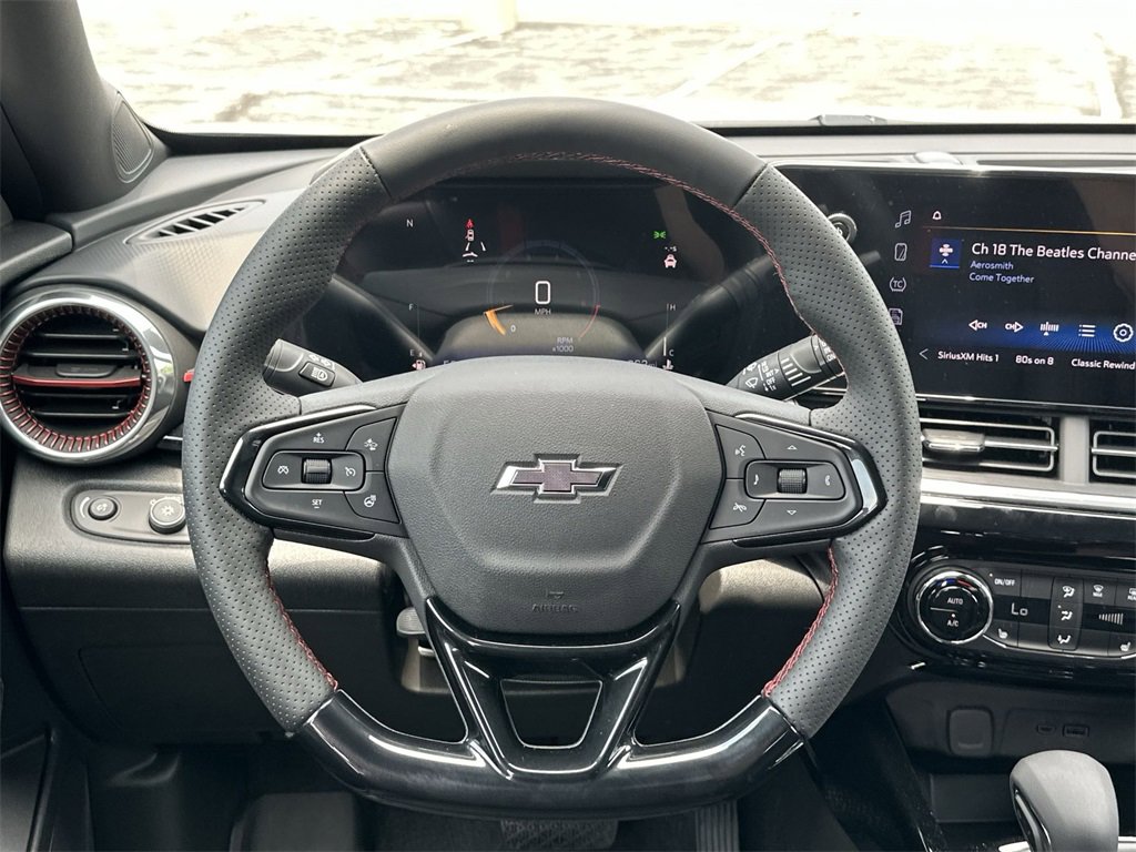 2025 Chevrolet Trax photo 14