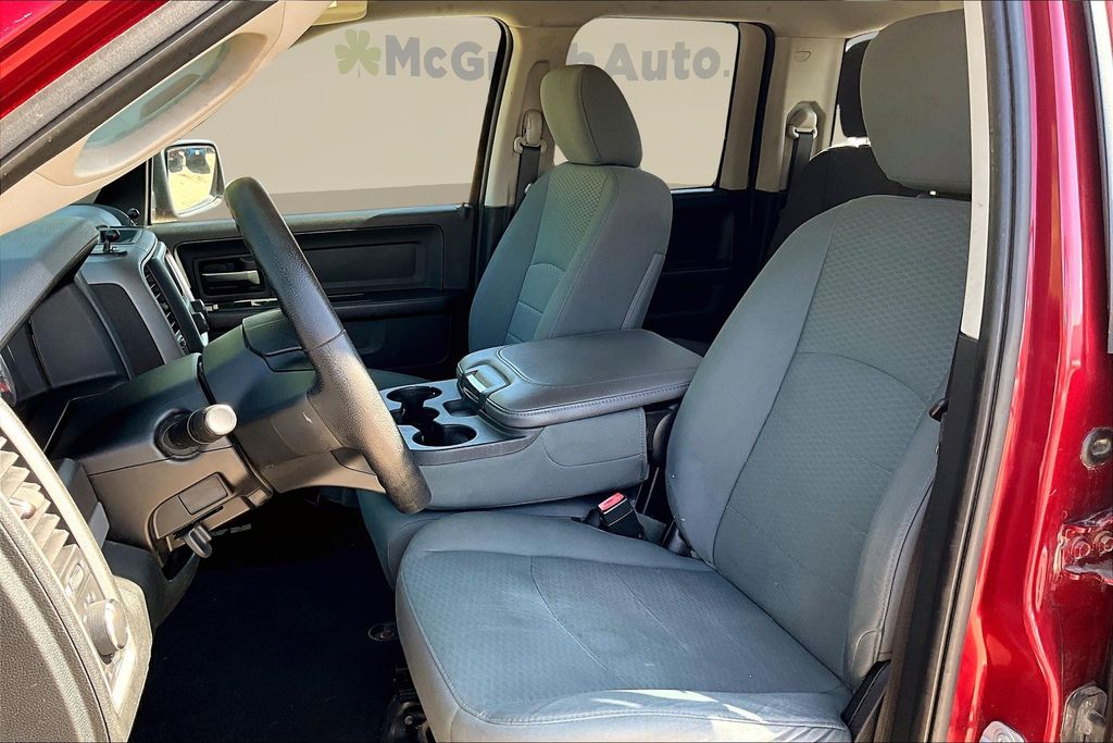 2015 Ram 1500 Tradesman photo 17