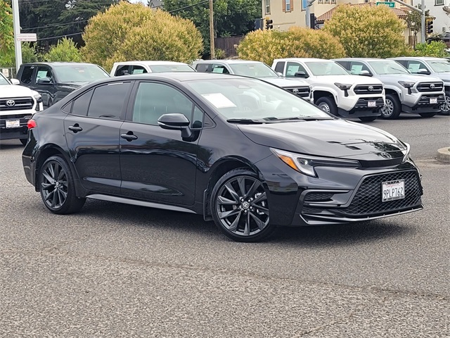 2024 Toyota Corolla SE photo 2